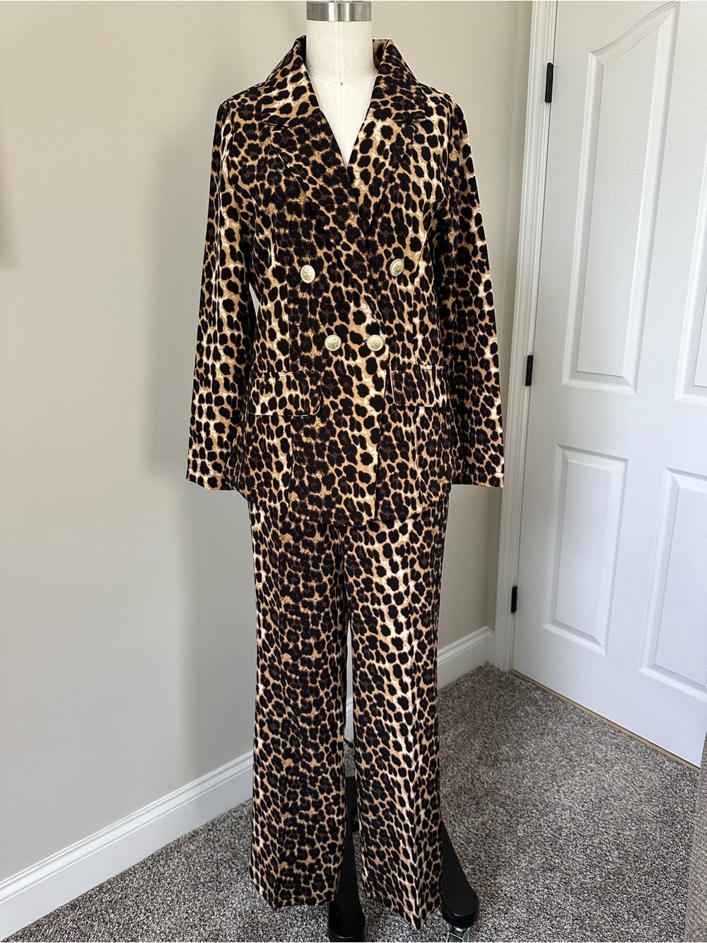 Like an Angel Leopard Print Double-Breasted Pantsuit - 2 pc Jacket & Pants Large